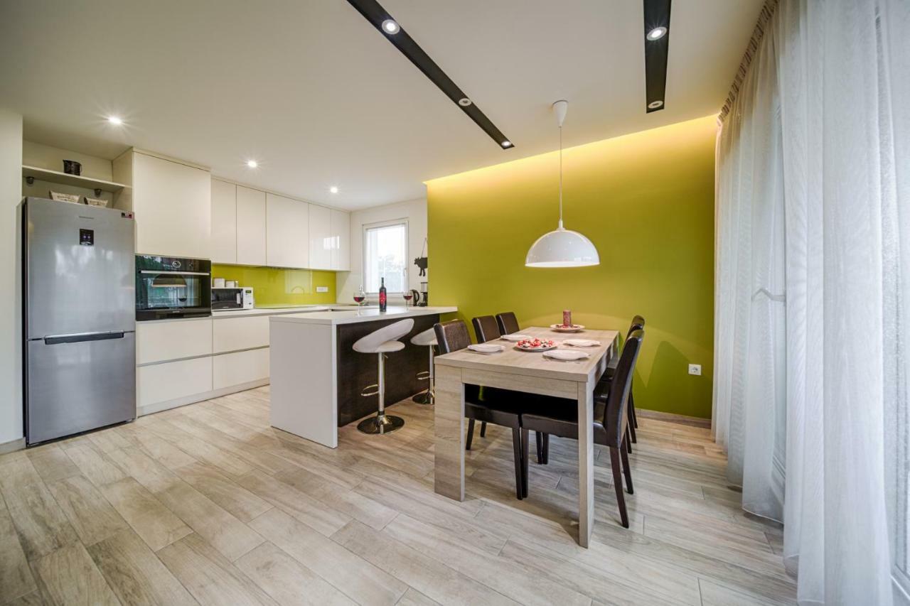 מאלינסקה Apartment Rova מראה חיצוני תמונה